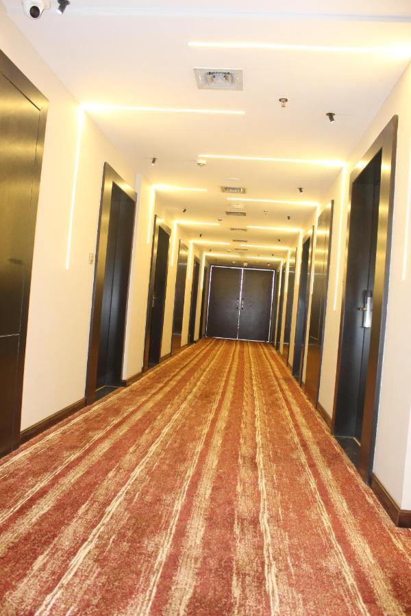 The Royal Class Hotel Gwalior Exterior foto